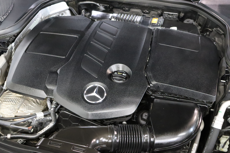 メルセデスベンツ Eクラス E220d ｽﾎﾟｰﾂ AMGﾗｲﾝｲﾝﾃﾘｱ&ﾚｰﾀﾞｰｾｰﾌﾃｨPKG　BSG搭載 後期 1ｵｰﾅｰ ｷｰﾚｽｺﾞｰ 黒本革 ﾊﾟﾉﾗﾏSR ﾍｯﾄﾞｱｯﾌﾟD MBUXﾅﾋﾞTV ｽﾏﾎ連携 360ｶﾒﾗ PTS LEDﾗｲﾄ AMGｴｱﾛ&19AW ﾜｲﾔﾚｽ充電 TVｷｬﾝｾﾗｰ 9AT　2年保証