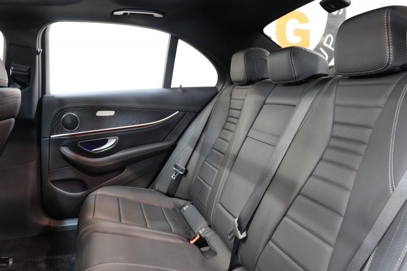メルセデスベンツ Eクラス E220d ｽﾎﾟｰﾂ AMGﾗｲﾝｲﾝﾃﾘｱ&ﾚｰﾀﾞｰｾｰﾌﾃｨPKG　BSG搭載 後期 1ｵｰﾅｰ ｷｰﾚｽｺﾞｰ 黒本革 ﾊﾟﾉﾗﾏSR ﾍｯﾄﾞｱｯﾌﾟD MBUXﾅﾋﾞTV ｽﾏﾎ連携 360ｶﾒﾗ PTS LEDﾗｲﾄ AMGｴｱﾛ&19AW ﾜｲﾔﾚｽ充電 TVｷｬﾝｾﾗｰ 9AT　2年保証