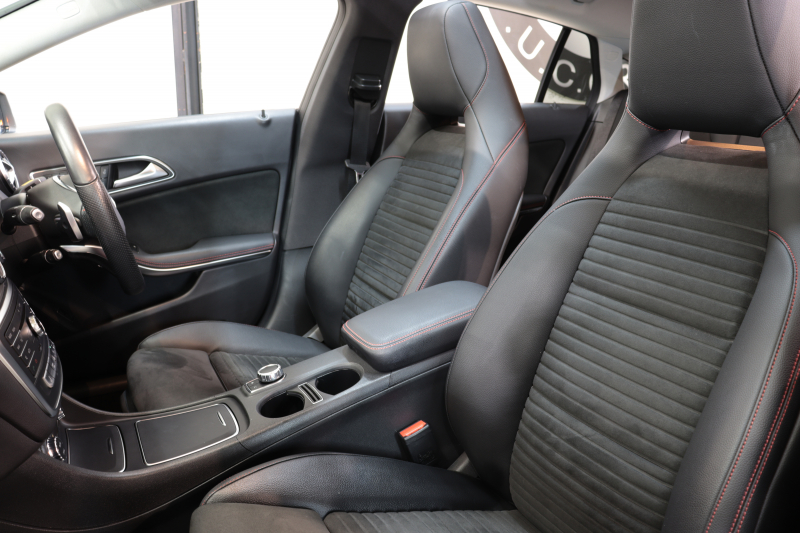 メルセデスベンツ CLAクラス CLA180ｼｭｰﾃｨﾝｸﾞﾌﾞﾚｰｸ AMGｽﾀｲﾙ AMGﾌﾟﾚﾐｱﾑ&ﾚｰﾀﾞｰｾｰﾌﾃｨPKG　後期 ｷｰﾚｽｺﾞｰ ﾚｻﾞｰDINAMICAｼｰﾄ ｼｰﾄﾋｰﾀｰ ﾊﾟﾉﾗﾏSR HDDﾅﾋﾞTV ｽﾏﾎ連携 harman/kardon Bｶﾒﾗ PTS DSRC LEDﾗｲﾄ 自動Rｹﾞｰﾄ AMGｴｱﾛ&18AW 7AT 希少色ﾏｳﾝﾃﾝｸﾞﾚｰ　2年保証