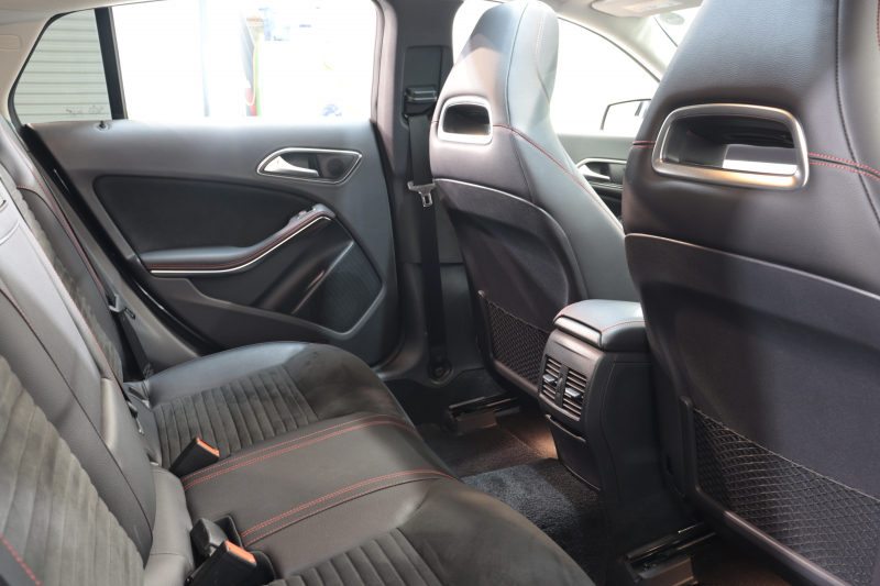 メルセデスベンツ CLAクラス CLA180ｼｭｰﾃｨﾝｸﾞﾌﾞﾚｰｸ AMGｽﾀｲﾙ AMGﾌﾟﾚﾐｱﾑ&ﾚｰﾀﾞｰｾｰﾌﾃｨPKG　後期 ｷｰﾚｽｺﾞｰ ﾚｻﾞｰDINAMICAｼｰﾄ ｼｰﾄﾋｰﾀｰ ﾊﾟﾉﾗﾏSR HDDﾅﾋﾞTV ｽﾏﾎ連携 harman/kardon Bｶﾒﾗ PTS DSRC LEDﾗｲﾄ 自動Rｹﾞｰﾄ AMGｴｱﾛ&18AW 7AT 希少色ﾏｳﾝﾃﾝｸﾞﾚｰ　2年保証