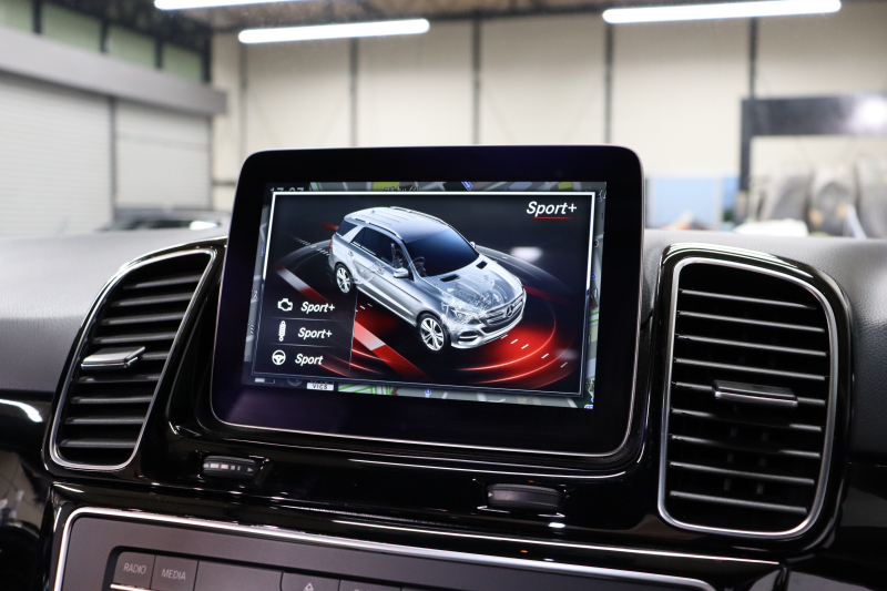 AMG GLE GLE43 4MATIC ﾅｲﾄ&ﾚｰﾀﾞｰｾｰﾌﾃｨPKG　ｷｰﾚｽｺﾞｰ 黒本革 ﾊﾟﾉﾗﾏSR HDDﾅﾋﾞTV ｽﾏﾎ連携 harman/kardon 360ｶﾒﾗ PTS LEDﾗｲﾄ 自動Rｹﾞｰﾄ AMG専用装備&ﾁｭｰﾆﾝｸﾞ ｴｱｻｽ 9AT　2年保証