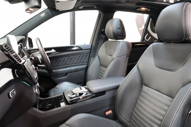 AMG GLE GLE43 4MATIC ﾅｲﾄ&ﾚｰﾀﾞｰｾｰﾌﾃｨPKG　ｷｰﾚｽｺﾞｰ 黒本革 ﾊﾟﾉﾗﾏSR HDDﾅﾋﾞTV ｽﾏﾎ連携 harman/kardon 360ｶﾒﾗ PTS LEDﾗｲﾄ 自動Rｹﾞｰﾄ AMG専用装備&ﾁｭｰﾆﾝｸﾞ ｴｱｻｽ 9AT　2年保証