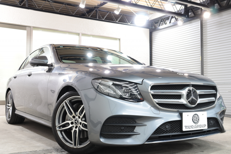 メルセデスベンツ Eクラス E200 AVG AMGﾗｲﾝ ｴｸｽｸﾙｰｼﾌﾞ&ﾚｰﾀﾞｰｾｰﾌﾃｨPKG　BSG搭載 中期 NEWｽﾃｱﾘﾝｸﾞ ｷｰﾚｽｺﾞｰ 黒本革 ﾍｯﾄﾞｱｯﾌﾟD HDDﾅﾋﾞTV ｽﾏﾎ連携 ﾌﾞﾙﾒｽﾀｰ 360ｶﾒﾗ PTS LEDﾗｲﾄ 自動ﾄﾗﾝｸ AMGｴｱﾛ&19AW 9AT 希少色ｾﾚﾅｲﾄｸﾞﾚｰ　2年保証