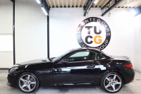 メルセデスベンツ SLCクラス SLC180ｽﾎﾟｰﾂ ﾚｰﾀﾞｰｾｰﾌﾃｨPKG　ｷｰﾚｽｺﾞｰ 黒本革 ﾊﾞﾘｵR HDDﾅﾋﾞTV&ｷｬﾝｾﾗｰ ｽﾏﾎ連携 ﾊﾞｯｸｶﾒﾗ PTS LEDﾗｲﾄ AMGｴｱﾛ&18AW ﾊﾟﾅﾒﾘｶｰﾅｸﾞﾘﾙ ｴｱｶﾞｲﾄﾞ 9AT　2年保証