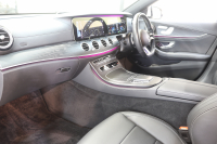 メルセデスベンツ Eクラス E200 ｽﾎﾟｰﾂ AMGﾗｲﾝｲﾝﾃﾘｱ&ｴｸｽｸﾙｰｼﾌﾞ&ﾚｰﾀﾞｰｾｰﾌﾃｨPKG　BSG搭載 後期 1ｵｰﾅｰ MEｺﾈｸﾄ ｷｰﾚｽｺﾞｰ 黒本革 ﾍｯﾄﾞｱｯﾌﾟD MBUXﾅﾋﾞTV&ARﾅﾋﾞ ｽﾏﾎ連携 ﾌﾞﾙﾒｽﾀｰ 360ｶﾒﾗ PTS LEDﾗｲﾄ 自動ﾄﾗﾝｸ AMGｴｱﾛ&19AW ﾜｲﾔﾚｽ充電 9AT　2年保証