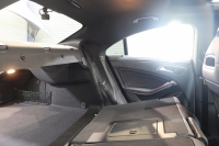 メルセデスベンツ CLAクラス CLA180ｽﾎﾟｰﾂ AMGﾚｻﾞｰｴｸｽｸﾙｰｼﾌﾞ&ﾚｰﾀﾞｰｾｰﾌﾃｨPKG　後期 ｷｰﾚｽｺﾞｰ 黒本革 ﾊﾟﾉﾗﾏSR HDDﾅﾋﾞTV ｽﾏﾎ連携 harman/kardon ﾊﾞｯｸｶﾒﾗ PTS LEDﾗｲﾄ AMGｴｱﾛ&18AW ﾀﾞｲﾅﾐｯｸS 7AT　2年保証