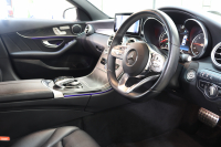 メルセデスベンツ Cクラス C220d AVG AMGﾗｲﾝ ﾚｰﾀﾞｰｾｰﾌﾃｨPKG　後期 ｷｰﾚｽｺﾞｰ 黒革 HDDﾅﾋﾞTV ｽﾏﾎ連携 ﾊﾞｯｸｶﾒﾗ PTS LEDﾗｲﾄ AMGｴｱﾛ&18AW ﾀﾞｲﾅﾐｯｸS ｴｱｻｽ 9AT　2年保証