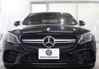AMG Cクラス C43 4MATIC ﾚｰﾀﾞｰｾｰﾌﾃｨPKG　後期 ｷｰﾚｽｺﾞｰ 黒本革 ﾊﾟﾉﾗﾏSR ﾍｯﾄﾞｱｯﾌﾟD HDDﾅﾋﾞTV ｽﾏﾎ連携 ﾌﾞﾙﾒｽﾀｰ ﾊﾞｯｸｶﾒﾗ PTS LEDﾗｲﾄ 自動ﾄﾗﾝｸ ﾊﾝｽﾞﾌﾘｰA AMG専用装備&ﾁｭｰﾆﾝｸﾞﾀﾞｲﾅﾐｯｸS 9AT　2年保証