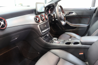 AMG CLAクラス CLA45 4MATIC ｼｭｰﾃｨﾝｸﾞﾌﾞﾚｰｸ ﾚｰﾀﾞｰｾｰﾌﾃｨPKG　後期 ｷｰﾚｽｺﾞｰ 黒本革 ﾊﾟﾉﾗﾏSR HDDﾅﾋﾞTV&ｷｬﾝｾﾗｰ ｽﾏﾎ連携 ﾊﾞｯｸｶﾒﾗ PTS LEDﾗｲﾄ 自動Rｹﾞｰﾄ ﾊﾝｽﾞﾌﾘｰA AMG専用装備&ﾁｭｰﾆﾝｸﾞ ﾊﾟﾅﾒﾘｶｰﾅｸﾞﾘﾙ 7AT　2年保証