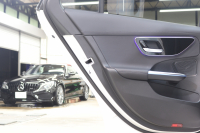 メルセデスベンツ Cクラス C220d ｽﾃｰｼｮﾝﾜｺﾞﾝ AVG AMGﾗｲﾝ ﾚｻﾞｰｴｸｽｸﾙｰｼﾌﾞ&ﾍﾞｰｼｯｸ&ﾚｰﾀﾞｰｾｰﾌﾃｨPKG　ISG搭載 1ｵｰﾅｰ ｷｰﾚｽｺﾞｰ 黒本革 ﾊﾟﾉﾗﾏSR ﾍｯﾄﾞｱｯﾌﾟD MBUXﾅﾋﾞTV&ARﾅﾋﾞ ｽﾏﾎ連携 360ｶﾒﾗ PTS LEDﾗｲﾄ 自動Rｹﾞｰﾄ AMGｴｱﾛ&18AW 9AT　新車保証継承可