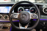 メルセデスベンツ Eクラス E300ｽﾃｰｼｮﾝﾜｺﾞﾝ AVG ｽﾎﾟｰﾂ ﾚｰﾀﾞｰｾｰﾌﾃｨPKG　中期 NEWｽﾃｱﾘﾝｸﾞ ｷｰﾚｽｺﾞｰ 黒本革 ﾍｯﾄﾞｱｯﾌﾟD HDDﾅﾋﾞTV ｽﾏﾎ連携 360ｶﾒﾗ PTS LEDﾗｲﾄ 自動Rｹﾞｰﾄ ﾊﾝｽﾞﾌﾘｰA AMGｴｱﾛ&19AW ﾀﾞｲﾅﾐｯｸS 9AT　2年保証