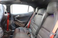 AMG GLA GLA45 4MATIC ﾚｰﾀﾞｰｾｰﾌﾃｨPKG　中期 ｷｰﾚｽｺﾞｰ 黒本革 ﾊﾟﾉﾗﾏSR HDDﾅﾋﾞTV ｽﾏﾎ連携 ﾊﾞｯｸｶﾒﾗ PTS ｷｾﾉﾝﾗｲﾄ 自動Rｹﾞｰﾄ AMG専用装備&ﾁｭｰﾆﾝｸﾞ 7AT　2年保証