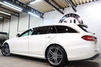 メルセデスベンツ Eクラス E200ｽﾃｰｼｮﾝﾜｺﾞﾝ AVG AMGﾗｲﾝ ﾚｰﾀﾞｰｾｰﾌﾃｨPKG　中期 NEWｽﾃｱﾘﾝｸﾞ ｷｰﾚｽｺﾞｰ 黒本革 ﾊﾟﾉﾗﾏSR ﾍｯﾄﾞｱｯﾌﾟD HDDﾅﾋﾞTV ｽﾏﾎ連携 360ｶﾒﾗ PTS LEDﾗｲﾄ 自動Rｹﾞｰﾄ ﾊﾝｽﾞﾌﾘｰA AMGｴｱﾛ&19AW ﾀﾞｲﾅﾐｯｸS 9AT　2年保証