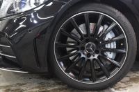 AMG Cクラス C43 4MATIC ｶﾌﾞﾘｵﾚ ﾚｰﾀﾞｰｾｰﾌﾃｨPKG　後期 赤本革 ｴｱｽｶｰﾌ ﾍｯﾄﾞｱｯﾌﾟD HDDﾅﾋﾞTV ｽﾏﾎ連携 ﾌﾞﾙﾒｽﾀｰ ﾊﾞｯｸｶﾒﾗ PTS LEDﾗｲﾄ AMG専用装備&ﾁｭｰﾆﾝｸﾞﾀﾞｲﾅﾐｯｸｾﾚｸﾄ 赤幌 9AT　2年保証