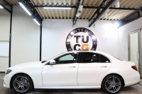 メルセデスベンツ Eクラス E250 AVG ｽﾎﾟｰﾂ ｴｸｽｸﾙｰｼﾌﾞ&ﾚｰﾀﾞｰｾｰﾌﾃｨPKG　1ｵｰﾅｰ 黒本革 ﾊﾟﾉﾗﾏSR ﾍｯﾄﾞｱｯﾌﾟD HDDﾅﾋﾞTV ｽﾏﾎ連携 ﾌﾞﾙﾒｽﾀｰ 360ｶﾒﾗ PTS LEDﾗｲﾄ 自動ﾄﾗﾝｸ ﾊﾝｽﾞﾌﾘｰA AMGｴｱﾛ&19AW ﾀﾞｲﾅﾐｯｸｾﾚｸﾄ 9AT　2年保証