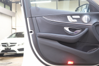 メルセデスベンツ Eクラス E250 AVG ｽﾎﾟｰﾂ ｴｸｽｸﾙｰｼﾌﾞ&ﾚｰﾀﾞｰｾｰﾌﾃｨPKG　1ｵｰﾅｰ 黒本革 ﾊﾟﾉﾗﾏSR ﾍｯﾄﾞｱｯﾌﾟD HDDﾅﾋﾞTV ｽﾏﾎ連携 ﾌﾞﾙﾒｽﾀｰ 360ｶﾒﾗ PTS LEDﾗｲﾄ 自動ﾄﾗﾝｸ ﾊﾝｽﾞﾌﾘｰA AMGｴｱﾛ&19AW ﾀﾞｲﾅﾐｯｸｾﾚｸﾄ 9AT　2年保証