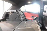 メルセデスベンツ Aクラス A180ｽﾀｲﾙ AMGﾗｲﾝ AMGﾚｻﾞｰｴｸｽｸﾙｰｼﾌﾞ&ﾅﾋﾞｹﾞｰｼｮﾝ&ﾚｰﾀﾞｰｾｰﾌﾃｨPKG　1ｵｰﾅｰ ｷｰﾚｽｺﾞｰ 赤/黒本革 ﾊﾟﾉﾗﾏSR MBUXﾅﾋﾞTV BT音楽 ﾊﾞｯｸｶﾒﾗ PTS LEDﾗｲﾄ AMGｴｱﾛ&18AW ﾀﾞｲﾅﾐｯｸｾﾚｸﾄ ﾜｲﾔﾚｽ充電 7AT　2年保証