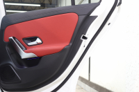 メルセデスベンツ Aクラス A180ｽﾀｲﾙ AMGﾗｲﾝ AMGﾚｻﾞｰｴｸｽｸﾙｰｼﾌﾞ&ﾅﾋﾞｹﾞｰｼｮﾝ&ﾚｰﾀﾞｰｾｰﾌﾃｨPKG　1ｵｰﾅｰ ｷｰﾚｽｺﾞｰ 赤/黒本革 ﾊﾟﾉﾗﾏSR MBUXﾅﾋﾞTV BT音楽 ﾊﾞｯｸｶﾒﾗ PTS LEDﾗｲﾄ AMGｴｱﾛ&18AW ﾀﾞｲﾅﾐｯｸｾﾚｸﾄ ﾜｲﾔﾚｽ充電 7AT　2年保証