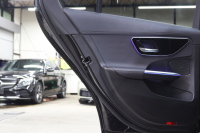 メルセデスベンツ Cクラス C220d AVG AMGﾗｲﾝ ﾚｻﾞｰｴｸｽｸﾙｰｼﾌﾞ&ﾍﾞｰｼｯｸ&ﾚｰﾀﾞｰｾｰﾌﾃｨPKG　ISG搭載 ｷｰﾚｽｺﾞｰ 黒本革 ﾊﾟﾉﾗﾏSR ﾍｯﾄﾞｱｯﾌﾟD MBUX/ARﾅﾋﾞTV ｽﾏﾎ連携 360ｶﾒﾗ PTS LEDﾗｲﾄ 自動ﾄﾗﾝｸ AMGｴｱﾛ&18AW ﾜｲﾔﾚｽ充電 9AT　2年保証