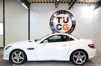 メルセデスベンツ SLKクラス SLK200 ｴｸｽｸﾙｰｼﾌﾞ AMGｽﾎﾟｰﾂ&ﾚｰﾀﾞｰｾｰﾌﾃｨPKG　中期 ｷｰﾚｽｺﾞｰ 黒本革 ｴｱｽｶｰﾌ ｶﾞﾗｽﾙｰﾌ HDDﾅﾋﾞTV BT音楽 ﾊﾞｯｸｶﾒﾗ PTS DSRC ｷｾﾉﾝ AMGｴｱﾛ&18AW ｴｱｶﾞｲﾄﾞ　2年保証