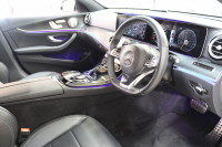 メルセデスベンツ Eクラス E220d AVG ｽﾎﾟｰﾂ ﾚｻﾞｰ&ﾚｰﾀﾞｰｾｰﾌﾃｨPKG　ｷｰﾚｽｺﾞｰ 黒本革 全席ｼｰﾄﾋｰﾀｰ HDDﾅﾋﾞTV ｽﾏﾎ連携 ﾌﾞﾙﾒｽﾀｰ 360ｶﾒﾗ PTS ｴｱﾊﾞﾗﾝｽPKG LEDﾗｲﾄ 自動ﾄﾗﾝｸ AMGｴｱﾛ&19AW ﾀﾞｲﾅﾐｯｸｾﾚｸﾄ 9AT　2年保証