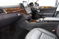 メルセデスベンツ GLS GLS350d 4MATIC ｽﾎﾟｰﾂ ﾚｰﾀﾞｰｾｰﾌﾃｨPKG　ｷｰﾚｽｺﾞｰ 黒本革 ｼｰﾄﾋｰﾀｰ ﾊﾟﾉﾗﾏSR 純正ﾅﾋﾞTV ｽﾏﾎ連携 BT音楽 harman/kardon 360ｶﾒﾗ PTS DSRC 自動Rｹﾞｰﾄ AMGｴｱﾛ&21AW ｻｲﾄﾞﾗﾝﾆﾝｸﾞﾎﾞｰﾄﾞ DSR ﾀﾞｲﾅﾐｯｸｾﾚｸﾄ ｴｱｻｽ 前後ﾄﾞﾗﾚｺ 9AT　2年保証