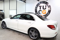 メルセデスベンツ Eクラス E200 AVG AMGﾗｲﾝ ｴｸｽｸﾙｰｼﾌﾞ&ﾚｰﾀﾞｰｾｰﾌﾃｨPKG　BSG搭載 中期 NEWｽﾃｱﾘﾝｸﾞ ｷｰﾚｽｺﾞｰ 黒本革 ﾊﾟﾉﾗﾏSR ﾍｯﾄﾞｱｯﾌﾟD HDDﾅﾋﾞTV ｽﾏﾎ連携 ﾌﾞﾙﾒｽﾀｰ 360ｶﾒﾗ PTS LEDﾗｲﾄ 自動ﾄﾗﾝｸ AMGｴｱﾛ&19AW ﾀﾞｲﾅﾐｯｸｾﾚｸﾄ 9AT　2年保証