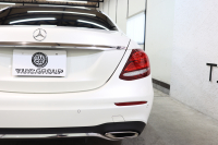 メルセデスベンツ Eクラス E200 AVG AMGﾗｲﾝ ｴｸｽｸﾙｰｼﾌﾞ&ﾚｰﾀﾞｰｾｰﾌﾃｨPKG　BSG搭載 中期 NEWｽﾃｱﾘﾝｸﾞ ｷｰﾚｽｺﾞｰ 黒本革 ﾊﾟﾉﾗﾏSR ﾍｯﾄﾞｱｯﾌﾟD HDDﾅﾋﾞTV ｽﾏﾎ連携 ﾌﾞﾙﾒｽﾀｰ 360ｶﾒﾗ PTS LEDﾗｲﾄ 自動ﾄﾗﾝｸ AMGｴｱﾛ&19AW ﾀﾞｲﾅﾐｯｸｾﾚｸﾄ 9AT　2年保証