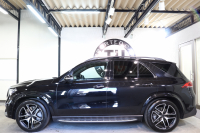 AMG GLE GLE53 4MATIC+ AMGｲﾝﾃﾘｱｶｰﾎﾞﾝ&ﾚｰﾀﾞｰｾｰﾌﾃｨPKG　ISG搭載 1ｵｰﾅｰ MEｺﾈｸﾄ ｷｰﾚｽｺﾞｰ 黒本革 ﾍﾞﾝﾁﾚｰﾀｰ ﾊﾟﾉﾗﾏSR HUD MBUXﾅﾋﾞTV ｽﾏﾎ連携 BT音楽 ﾌﾞﾙﾒｽﾀｰ 360ｶﾒﾗ PTS LEDﾗｲﾄ 自動Rｹﾞｰﾄ ﾊﾝｽﾞﾌﾘｰA AMGｴｱﾛ&21AW ﾜｲﾔﾚｽ充電 9AT　2年保証