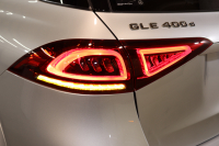 メルセデスベンツ GLE GLE400d 4MATIC ｽﾎﾟｰﾂ ﾚｰﾀﾞｰｾｰﾌﾃｨPKG　MEｺﾈｸﾄ ｷｰﾚｽｺﾞｰ 黒/白本革 ﾍﾞﾝﾁﾚｰﾀｰ ﾊﾟﾉﾗﾏSR HUD MBUXﾅﾋﾞTV BT音楽 ﾌﾞﾙﾒｽﾀｰ 360ｶﾒﾗ PTS LEDﾗｲﾄ 自動Rｹﾞｰﾄ ﾊﾝｽﾞﾌﾘｰA AMGｴｱﾛ&20AW ﾜｲﾔﾚｽ充電 9AT　2年保証