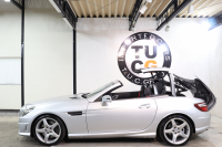 メルセデスベンツ SLKクラス SLK200ﾄﾚﾝﾄﾞ AMGｽﾎﾟｰﾂ&ﾚｰﾀﾞｰｾｰﾌﾃｨPKG　中期 黒本革 ｴｱｽｶｰﾌ ｶﾞﾗｽﾙｰﾌ HDDﾅﾋﾞTV BT音楽 DSRC ｷｾﾉﾝ AMGｴｱﾛ&18AW ﾄﾗﾝｸｽﾎﾟｲﾗｰ ｴｱｶﾞｲﾄﾞ　2年保証