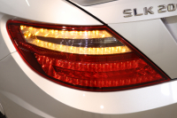 メルセデスベンツ SLKクラス SLK200ﾄﾚﾝﾄﾞ AMGｽﾎﾟｰﾂ&ﾚｰﾀﾞｰｾｰﾌﾃｨPKG　中期 黒本革 ｴｱｽｶｰﾌ ｶﾞﾗｽﾙｰﾌ HDDﾅﾋﾞTV BT音楽 DSRC ｷｾﾉﾝ AMGｴｱﾛ&18AW ﾄﾗﾝｸｽﾎﾟｲﾗｰ ｴｱｶﾞｲﾄﾞ　2年保証