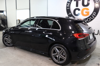 メルセデスベンツ Aクラス A180ｽﾀｲﾙ AMGﾗｲﾝ AMGﾚｻﾞｰｴｸｽｸﾙｰｼﾌﾞ&ｱﾄﾞﾊﾞﾝｽﾄﾞ&ﾅﾋﾞｹﾞｰｼｮﾝ&ﾚｰﾀﾞｰｾｰﾌﾃｨPKG　ｷｰﾚｽｺﾞｰ 赤/黒本革 ﾍｯﾄﾞｱｯﾌﾟD MBUXﾅﾋﾞTV BT音楽 ｱﾄﾞﾊﾞﾝｽﾄﾞｻｳﾝﾄﾞ 360ｶﾒﾗ PTS LEDﾗｲﾄ AMGｴｱﾛ&18AW ﾜｲﾔﾚｽ充電　2年保証