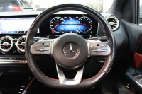 メルセデスベンツ Bクラス B180 AMGﾗｲﾝ AMGﾚｻﾞｰｴｸｽｸﾙｰｼﾌﾞ&ｱﾄﾞﾊﾞﾝｽﾄﾞ&ﾅﾋﾞｹﾞｰｼｮﾝ&ﾚｰﾀﾞｰｾｰﾌﾃｨPKG　ｷｰﾚｽｺﾞｰ 赤/黒本革 ﾊﾟﾉﾗﾏSR ﾍｯﾄﾞｱｯﾌﾟD MBUXﾅﾋﾞTV BT音楽 360ｶﾒﾗ PTS LEDﾗｲﾄ 自動Rｹﾞｰﾄ ﾊﾝｽﾞﾌﾘｰA AMGｴｱﾛ&18AW ﾜｲﾔﾚｽ充電 7AT　2年保証