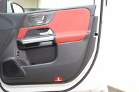 メルセデスベンツ Bクラス B180 AMGﾗｲﾝ AMGﾚｻﾞｰｴｸｽｸﾙｰｼﾌﾞ&ｱﾄﾞﾊﾞﾝｽﾄﾞ&ﾅﾋﾞｹﾞｰｼｮﾝ&ﾚｰﾀﾞｰｾｰﾌﾃｨPKG　ｷｰﾚｽｺﾞｰ 赤/黒本革 ﾊﾟﾉﾗﾏSR ﾍｯﾄﾞｱｯﾌﾟD MBUXﾅﾋﾞTV BT音楽 360ｶﾒﾗ PTS LEDﾗｲﾄ 自動Rｹﾞｰﾄ ﾊﾝｽﾞﾌﾘｰA AMGｴｱﾛ&18AW ﾜｲﾔﾚｽ充電 7AT　2年保証