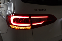 メルセデスベンツ Bクラス B180 AMGﾗｲﾝ AMGﾚｻﾞｰｴｸｽｸﾙｰｼﾌﾞ&ｱﾄﾞﾊﾞﾝｽﾄﾞ&ﾅﾋﾞｹﾞｰｼｮﾝ&ﾚｰﾀﾞｰｾｰﾌﾃｨPKG　ｷｰﾚｽｺﾞｰ 赤/黒本革 ﾊﾟﾉﾗﾏSR ﾍｯﾄﾞｱｯﾌﾟD MBUXﾅﾋﾞTV BT音楽 360ｶﾒﾗ PTS LEDﾗｲﾄ 自動Rｹﾞｰﾄ ﾊﾝｽﾞﾌﾘｰA AMGｴｱﾛ&18AW ﾜｲﾔﾚｽ充電 7AT　2年保証