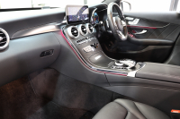 メルセデスベンツ Cクラス C200ｽﾃｰｼｮﾝﾜｺﾞﾝ ﾛｰﾚｳｽｴﾃﾞｨｼｮﾝ ｽﾎﾟｰﾂﾌﾟﾗｽ&ﾚｰﾀﾞｰｾｰﾌﾃｨPKG　特別仕様車 BSG搭載 後期最終ﾓﾃﾞﾙ 1ｵｰﾅｰ ｷｰﾚｽｺﾞｰ 黒革 ﾍｯﾄﾞｱｯﾌﾟD HDDﾅﾋﾞTV ｽﾏﾎ連携 ﾊﾞｯｸｶﾒﾗ PTS LEDﾗｲﾄ ﾊﾝｽﾞﾌﾘｰA AMGｴｱﾛ&18AW ﾜｲﾔﾚｽ充電 9AT　2年保証