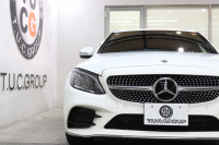 メルセデスベンツ Cクラス C200ｽﾃｰｼｮﾝﾜｺﾞﾝ ﾛｰﾚｳｽｴﾃﾞｨｼｮﾝ ｽﾎﾟｰﾂﾌﾟﾗｽ&ﾚｰﾀﾞｰｾｰﾌﾃｨPKG　特別仕様車 BSG搭載 後期最終ﾓﾃﾞﾙ 1ｵｰﾅｰ ｷｰﾚｽｺﾞｰ 黒革 ﾍｯﾄﾞｱｯﾌﾟD HDDﾅﾋﾞTV ｽﾏﾎ連携 ﾊﾞｯｸｶﾒﾗ PTS LEDﾗｲﾄ ﾊﾝｽﾞﾌﾘｰA AMGｴｱﾛ&18AW ﾜｲﾔﾚｽ充電 9AT　2年保証