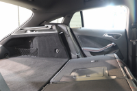 メルセデスベンツ CLAクラス CLA180 ｼｭｰﾃｨﾝｸﾞﾌﾞﾚｰｸ ｽﾎﾟｰﾂ ﾍﾞｰｼｯｸ&ﾚｰﾀﾞｰｾｰﾌﾃｨPKG　中期 ｷｰﾚｽｺﾞｰ ﾚｻﾞｰDINAMICAｼｰﾄ HDDﾅﾋﾞTV BT音楽 ﾊﾞｯｸｶﾒﾗ PTS DSRC ｷｾﾉﾝ AMGｴｱﾛ&18AW ﾀﾞｲﾅﾐｯｸｾﾚｸﾄ 純正ﾄﾞﾗﾚｺ 希少色ﾉｰｻﾞﾝﾗｲﾂﾌﾞﾗｯｸ　2年保証