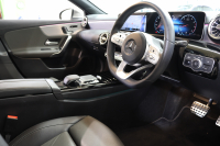 メルセデスベンツ Aクラス A180ｽﾀｲﾙ AMGﾗｲﾝ AMGﾚｻﾞｰｴｸｽｸﾙｰｼﾌﾞ&ｱﾄﾞﾊﾞﾝｽﾄﾞ&ﾅﾋﾞｹﾞｰｼｮﾝ&ﾚｰﾀﾞｰｾｰﾌﾃｨPKG　ｷｰﾚｽｺﾞｰ 灰/黒本革 ﾊﾟﾉﾗﾏSR HUD MBUXﾅﾋﾞTV BT音楽 ｱﾄﾞﾊﾞﾝｽﾄﾞｻｳﾝﾄﾞ 360ｶﾒﾗ PTS LEDﾗｲﾄ AMGｴｱﾛ&18AW ﾜｲﾔﾚｽ充電 希少色ﾓﾊｰﾍﾞｼﾙﾊﾞｰ　2年保証