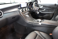 メルセデスベンツ Cクラス C200 AVG AMGﾗｲﾝ ﾚｰﾀﾞｰｾｰﾌﾃｨPKG　BSG搭載 後期 MEｺﾈｸﾄ ｷｰﾚｽｺﾞｰ 黒革 HDDﾅﾋﾞTV ｽﾏﾎ連携 ﾊﾞｯｸｶﾒﾗ PTS LEDﾗｲﾄ AMGｴｱﾛ&18AW ﾀﾞｲﾅﾐｯｸS ｴｱｻｽ 9AT　2年保証