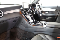 メルセデスベンツ GLC GLC220d 4MATIC ｽﾎﾟｰﾂ ﾚｰﾀﾞｰｾｰﾌﾃｨPKG　ｷｰﾚｽｺﾞｰ ﾌﾞﾗｯｸﾚｻﾞｰDINAMICAｼｰﾄ ﾍｯﾄﾞｱｯﾌﾟD HDDﾅﾋﾞTV BT音楽 360ｶﾒﾗ PTS LEDﾗｲﾄ ﾊﾝｽﾞﾌﾘｰA AMGｴｱﾛ&19AW ﾀﾞｲﾅﾐｯｸS 9AT　2年保証