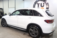 メルセデスベンツ GLC GLC220d 4MATIC AMGﾗｲﾝ ﾚｻﾞｰｴｸｽｸﾙｰｼﾌﾞ&ﾚｰﾀﾞｰｾｰﾌﾃｨPKG　後期 1ｵｰﾅｰ ｷｰﾚｽｺﾞｰ 黒本革 ﾍﾞﾝﾁﾚｰﾀｰ ﾊﾟﾉﾗﾏSR ﾍｯﾄﾞｱｯﾌﾟD MBUXﾅﾋﾞTV BT音楽 ﾌﾞﾙﾒｽﾀｰ 360ｶﾒﾗ PTS LEDﾗｲﾄ ﾊﾝｽﾞﾌﾘｰA AMGｴｱﾛ&19AW ｴｱｻｽ ﾜｲﾔﾚｽ充電 9AT　2年保証