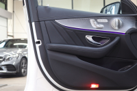 AMG Eクラス E53 4MATIC+ ｴｸｽｸﾙｰｼﾌﾞ&ﾚｰﾀﾞｰｾｰﾌﾃｨPKG　ISG搭載 後期 1ｵｰﾅｰ ｷｰﾚｽｺﾞｰ 黒本革 ﾍﾞﾝﾁﾚｰﾀｰ ﾊﾟﾉﾗﾏSR ﾍｯﾄﾞｱｯﾌﾟD MBUXﾅﾋﾞTV&ARﾅﾋﾞTV ｽﾏﾎ連携 ﾌﾞﾙﾒｽﾀｰ 360ｶﾒﾗ PTS LEDﾗｲﾄ ﾊﾝｽﾞﾌﾘｰA AMG専用装備&ﾁｭｰﾆﾝｸﾞ ﾜｲﾔﾚｽ充電 9AT　2年保証