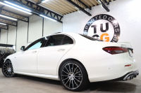 AMG Eクラス E53 4MATIC+ ｴｸｽｸﾙｰｼﾌﾞ&ﾚｰﾀﾞｰｾｰﾌﾃｨPKG　ISG搭載 後期 1ｵｰﾅｰ ｷｰﾚｽｺﾞｰ 黒本革 ﾍﾞﾝﾁﾚｰﾀｰ ﾊﾟﾉﾗﾏSR ﾍｯﾄﾞｱｯﾌﾟD MBUXﾅﾋﾞTV&ARﾅﾋﾞTV ｽﾏﾎ連携 ﾌﾞﾙﾒｽﾀｰ 360ｶﾒﾗ PTS LEDﾗｲﾄ ﾊﾝｽﾞﾌﾘｰA AMG専用装備&ﾁｭｰﾆﾝｸﾞ ﾜｲﾔﾚｽ充電 9AT　2年保証