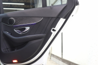 メルセデスベンツ Cクラス C220dｽﾃｰｼｮﾝﾜｺﾞﾝ AVG AMGﾗｲﾝ ﾚｰﾀﾞｰｾｰﾌﾃｨPKG　後期 MEｺﾈｸﾄ ｷｰﾚｽｺﾞｰ 黒革 HDDﾅﾋﾞTV ｽﾏﾎ連携 ﾊﾞｯｸｶﾒﾗ PTS LEDﾗｲﾄ 自動Rｹﾞｰﾄ AMGｴｱﾛ&18AW ｴｱｻｽ 9AT　2年保証