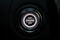 メルセデスベンツ Cクラス C200 AVG AMGﾗｲﾝ ﾚｻﾞｰｴｸｽｸﾙｰｼﾌﾞ&ﾚｰﾀﾞｰｾｰﾌﾃｨPKG　BSG搭載 後期 ｷｰﾚｽｺﾞｰ 黒本革 ﾍｯﾄﾞｱｯﾌﾟD HDDﾅﾋﾞTV ｽﾏﾎ連携 ﾌﾞﾙﾒｽﾀｰ ﾊﾞｯｸｶﾒﾗ PTS LEDﾗｲﾄ ﾊﾝｽﾞﾌﾘｰA AMGｴｱﾛ&18AW ｴｱｻｽ 9AT　2年保証