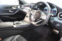 メルセデスベンツ Cクラス C200 AVG AMGﾗｲﾝ ﾚｻﾞｰｴｸｽｸﾙｰｼﾌﾞ&ﾚｰﾀﾞｰｾｰﾌﾃｨPKG　BSG搭載 後期 ｷｰﾚｽｺﾞｰ 黒本革 ﾍｯﾄﾞｱｯﾌﾟD HDDﾅﾋﾞTV ｽﾏﾎ連携 ﾌﾞﾙﾒｽﾀｰ ﾊﾞｯｸｶﾒﾗ PTS LEDﾗｲﾄ ﾊﾝｽﾞﾌﾘｰA AMGｴｱﾛ&18AW ｴｱｻｽ 9AT　2年保証