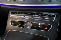 メルセデスベンツ Eクラス E300ｽﾃｰｼｮﾝﾜｺﾞﾝ AVG ｽﾎﾟｰﾂ ｴｸｽｸﾙｰｼﾌﾞ&ﾚｰﾀﾞｰｾｰﾌﾃｨPKG　中期 NEWｽﾃｱﾘﾝｸﾞ ｷｰﾚｽｺﾞｰ 黒本革 ﾊﾟﾉﾗﾏSR ﾍｯﾄﾞｱｯﾌﾟD HDDﾅﾋﾞTV ｽﾏﾎ連携 ﾌﾞﾙﾒｽﾀｰ 360ｶﾒﾗ PTS LEDﾗｲﾄ ﾊﾝｽﾞﾌﾘｰA AMGｴｱﾛ&19AW ﾀﾞｲﾅﾐｯｸS 9AT　2年保証