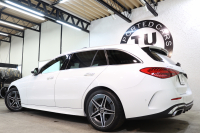 メルセデスベンツ Cクラス C200ｽﾃｰｼｮﾝﾜｺﾞﾝ AVG AMGﾗｲﾝ ﾚｻﾞｰｴｸｽｸﾙｰｼﾌﾞ&ﾍﾞｰｼｯｸ&ﾚｰﾀﾞｰｾｰﾌﾃｨPKG　ISG搭載 ｷｰﾚｽｺﾞｰ 茶/黒本革 ﾊﾟﾉﾗﾏSR ﾍｯﾄﾞｱｯﾌﾟD MBUXﾅﾋﾞTV ｽﾏﾎ連携 360ｶﾒﾗ PTS LEDﾗｲﾄ 自動Rｹﾞｰﾄ AMGｴｱﾛ&18AW ﾜｲﾔﾚｽ充電 9AT　2年保証